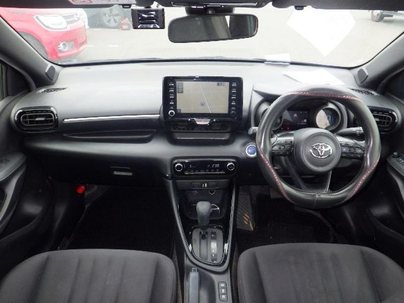 2023 Toyota Yaris Hybrid G Package in navy blue &ndash; photo 10