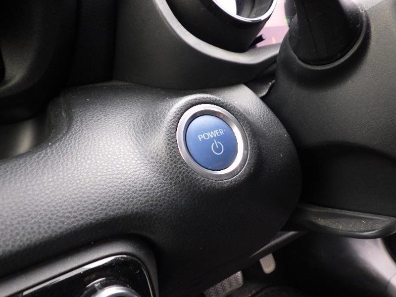 2023 Toyota Yaris Hybrid Z in black &ndash; photo 16