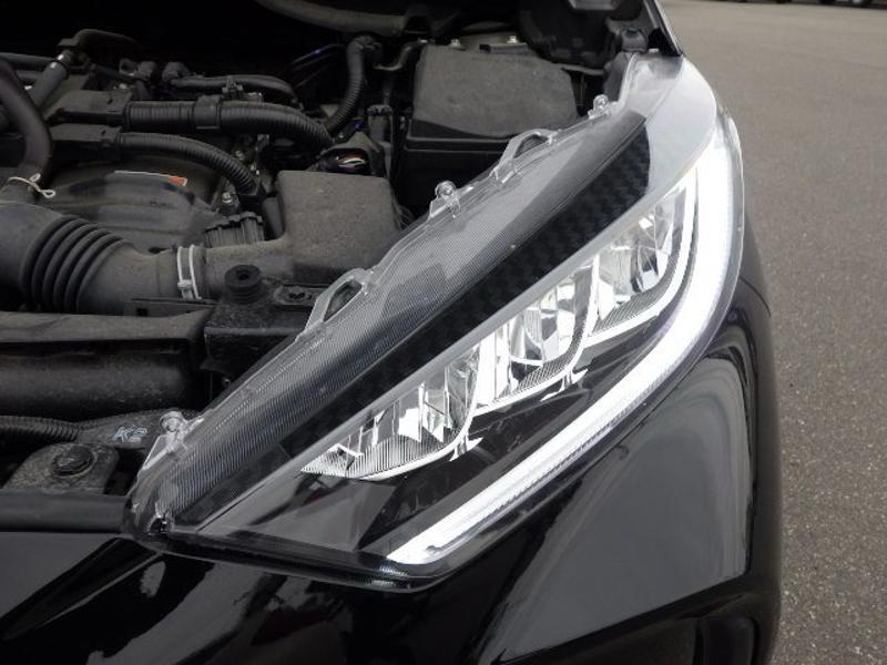 2023 Toyota Yaris Hybrid Z in black &ndash; photo 19